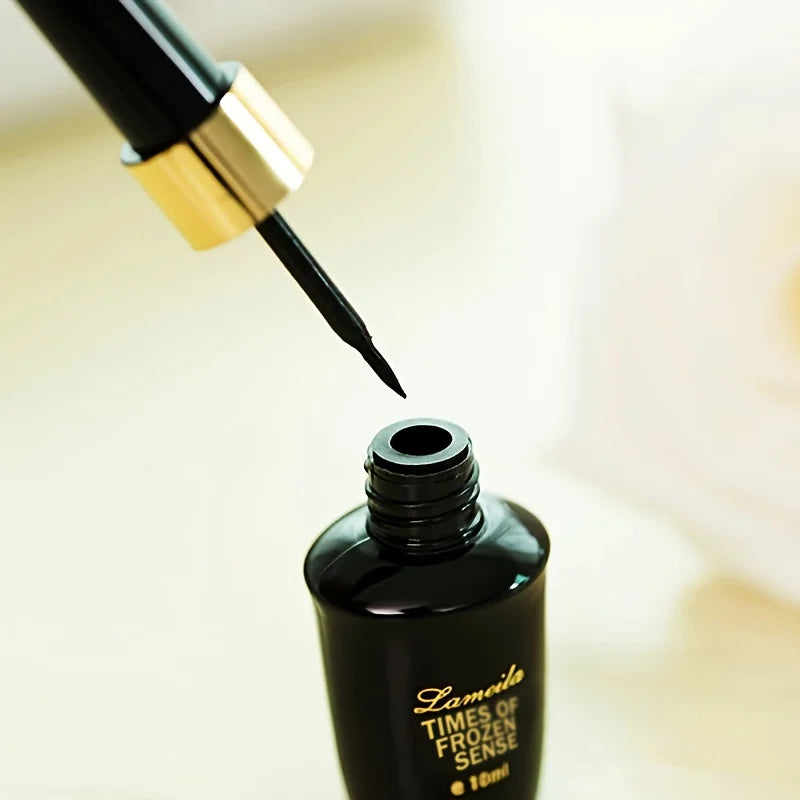 Long-Lasting Liquid Eyeliner Magic