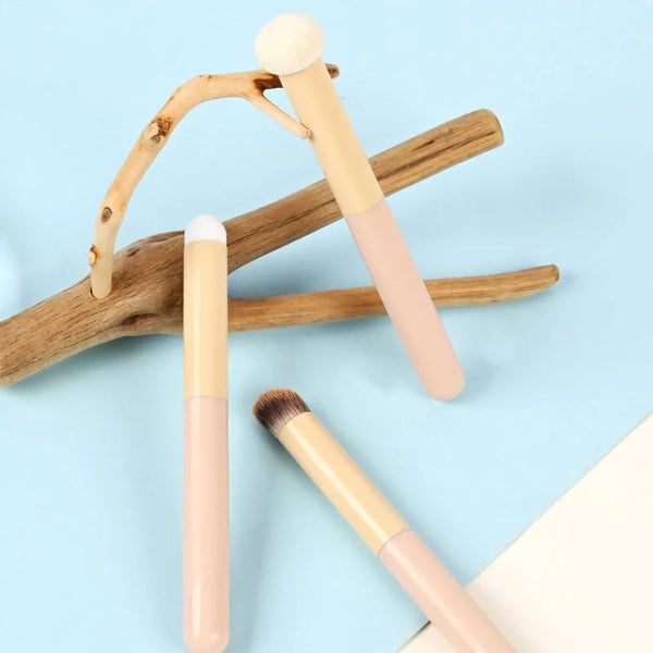 3Pcs-Soft-Mushroom-Sponge-Head-Makeup-Brushes-Lipstick-Lip-Makeup-Brush-Cosmetic-Tools-Foundation-Concealer-Brush.jpg