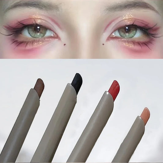 Glamorous Wine Red Eyeliner